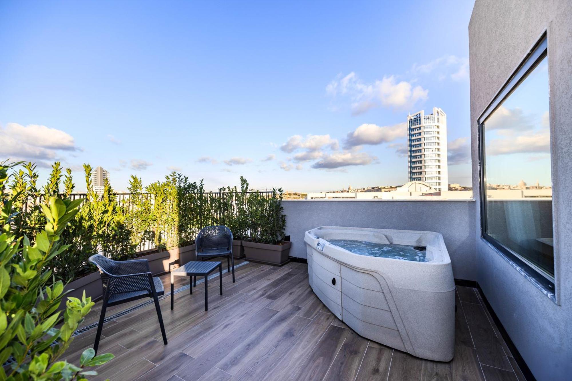 Isabella Suites Gzira Exterior photo